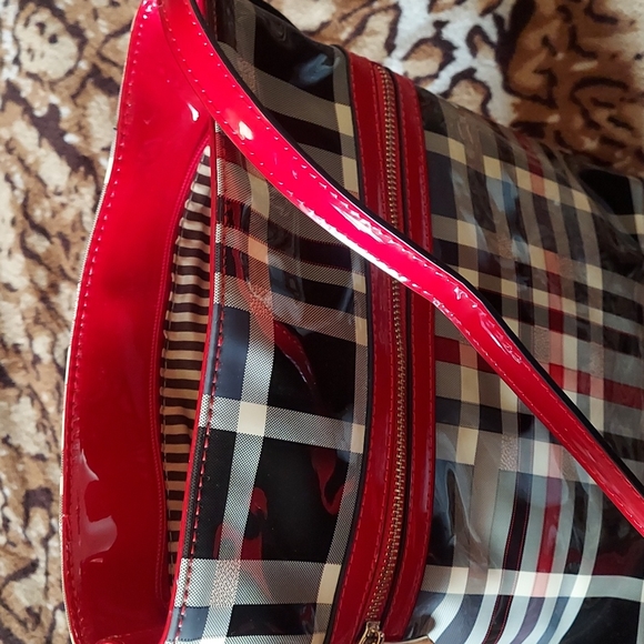 Patent leather large crossbody - Picture 6 of 6